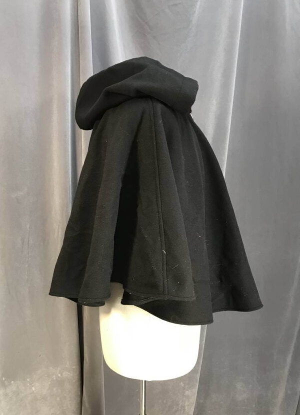 3964 - Black Wool Blend Short Circle Cloak, Pewter Vale Clasp