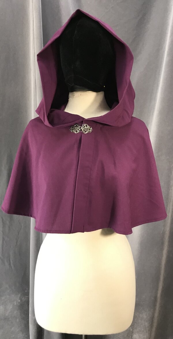 4058 - Eggplant Purple Short Wool Cloak, Pewter Vale Clasp