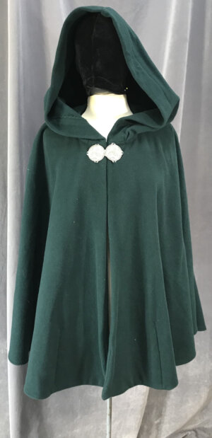 4072 - Forest Green Washable Short Cloak w/Pockets, Round Horse Clasp