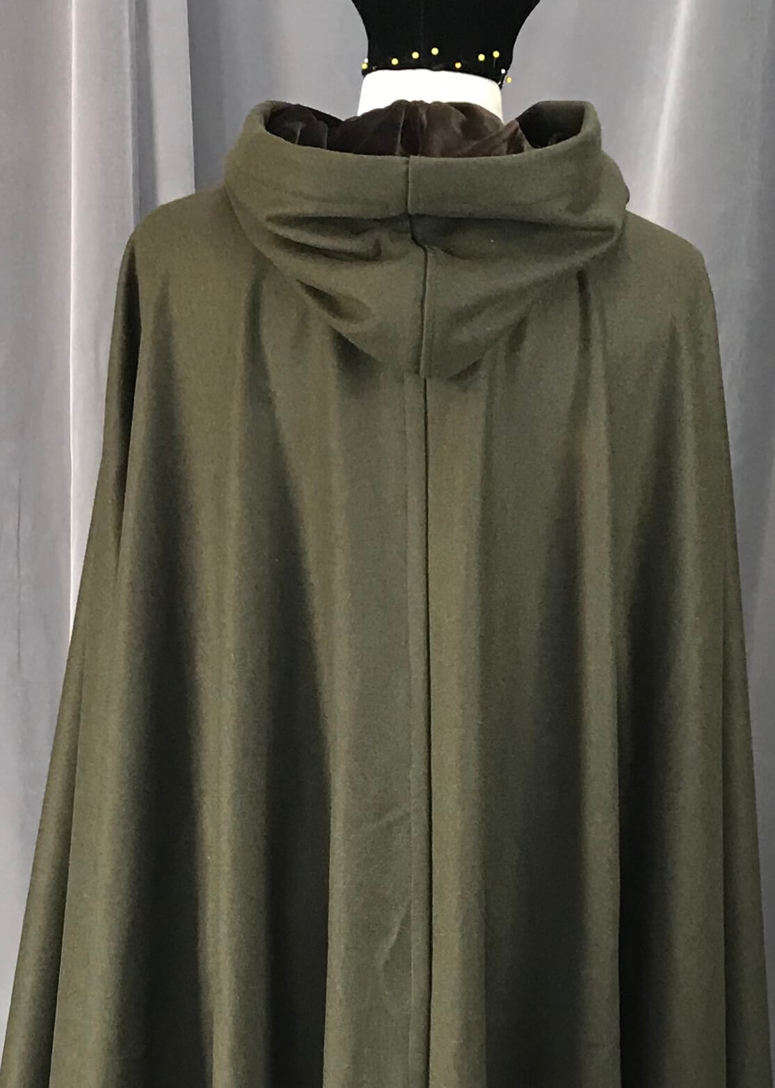 3929 - Dark Moss Green Full Circle Short Cloak, Black Cotton Velvet Hood  Lining, Pewter Triple Medallion Clasp