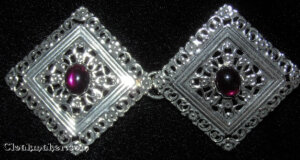 Filigree Diamond w/ Small Purple Glass Cloak Clasp - Silver Tone Plated