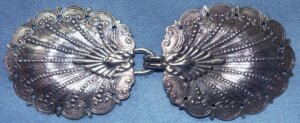 Peacock Shell Cloak Clasp - Silver Tone Plated