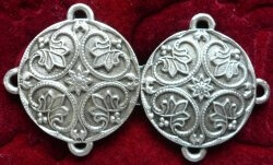 Renaissance Lotus Medallion Cloak Clasp - Pewter