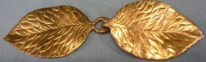 Shadbury Leaf Cloak Clasp - Jewlers Bronze